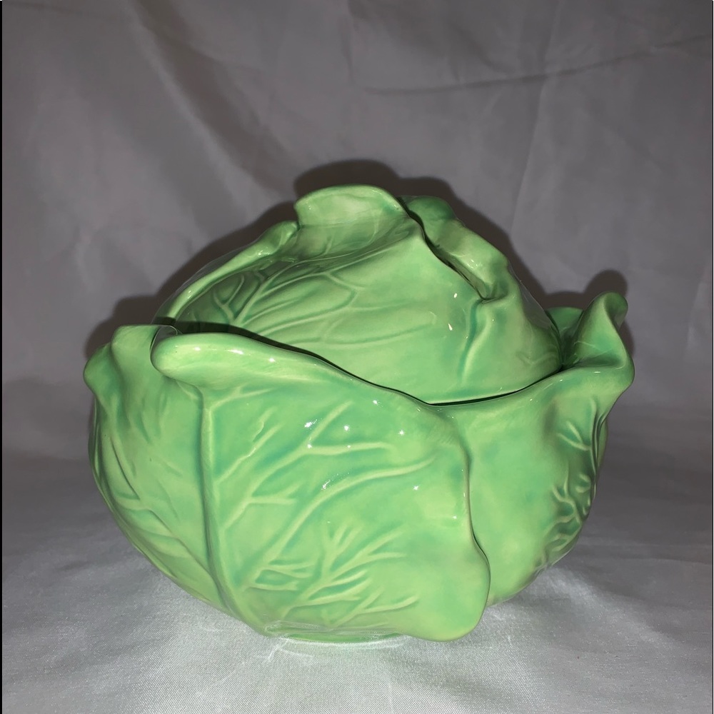 Vintage: Holland Mold Cabbage Lettuce Serving Tureen